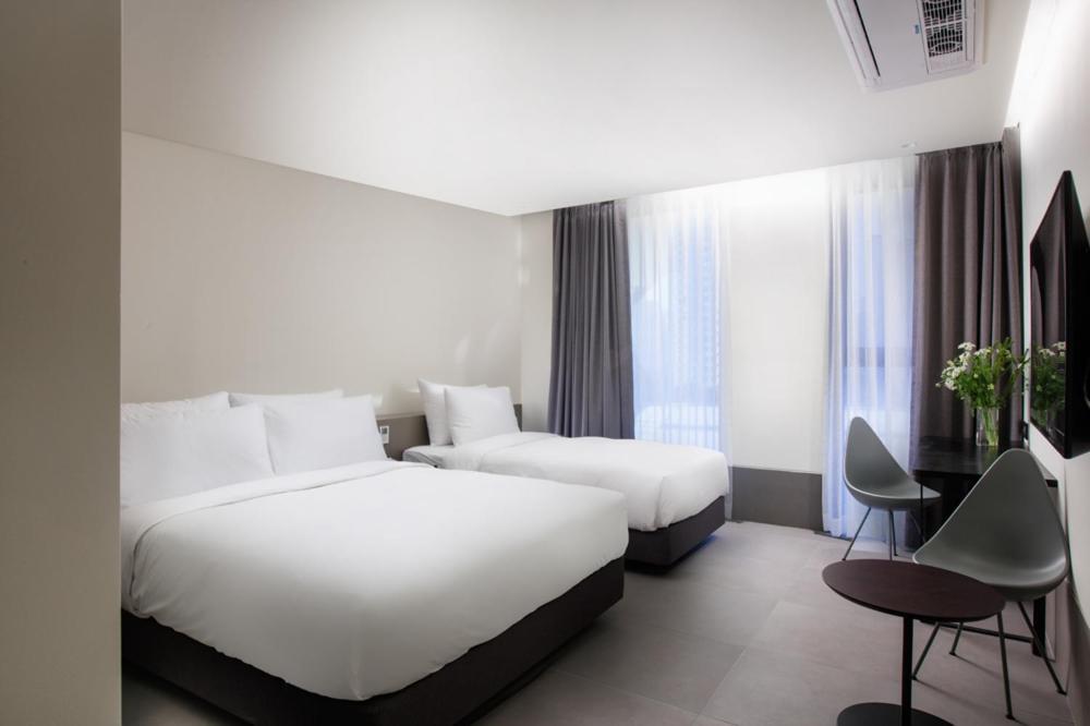 Park Marine Hotel Inczhon Zewnętrze zdjęcie